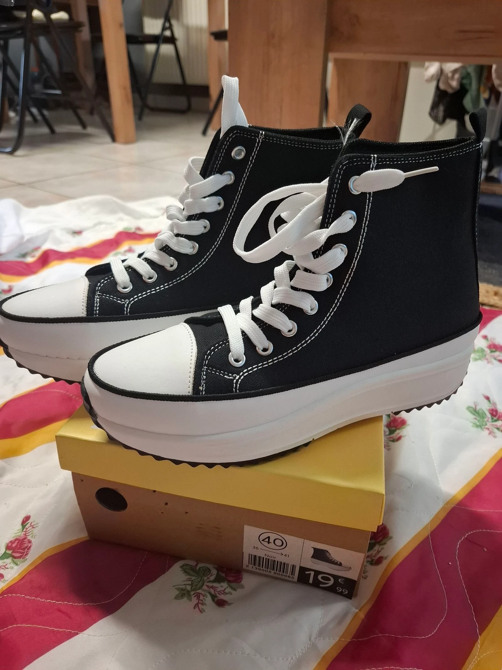 Chaussure basket plate-forme neuve pointure 40